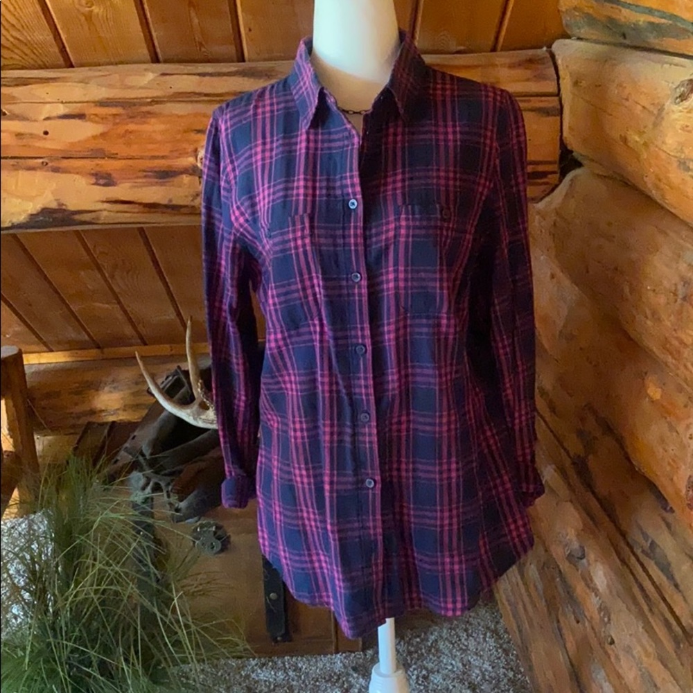 Navy and pink button down plaid shirt medium